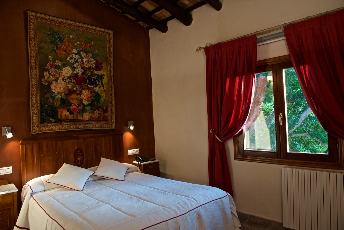 https://www.masialamota.com/wp-content/uploads/2015/07/Hotel-Masia-La-Mota25.jpg