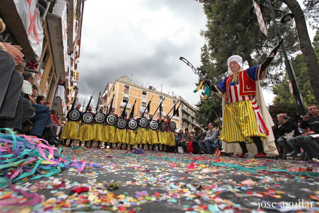 Moros y Cristianos de Alcoy por Jose Aguilar 2