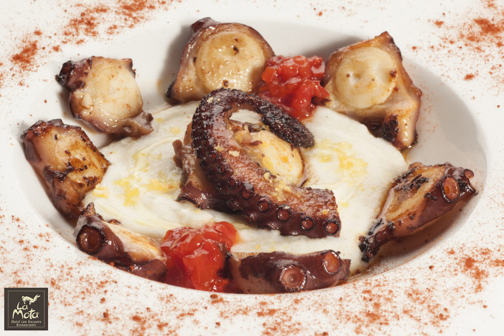 Christmas meals at Masía la Mota restaurant